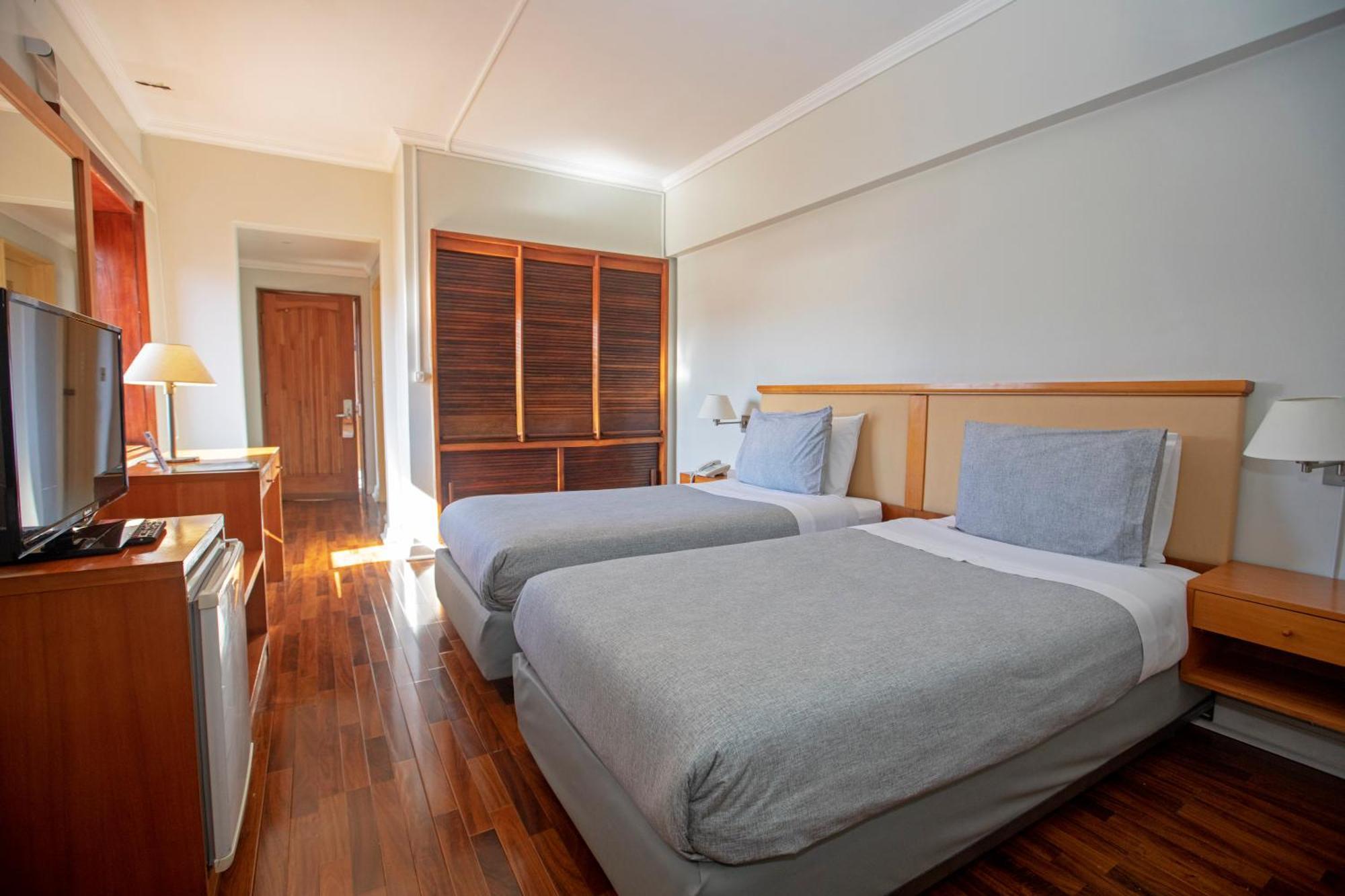 Gran Hotel Vicente Costanera Пуерто Монт Екстериор снимка